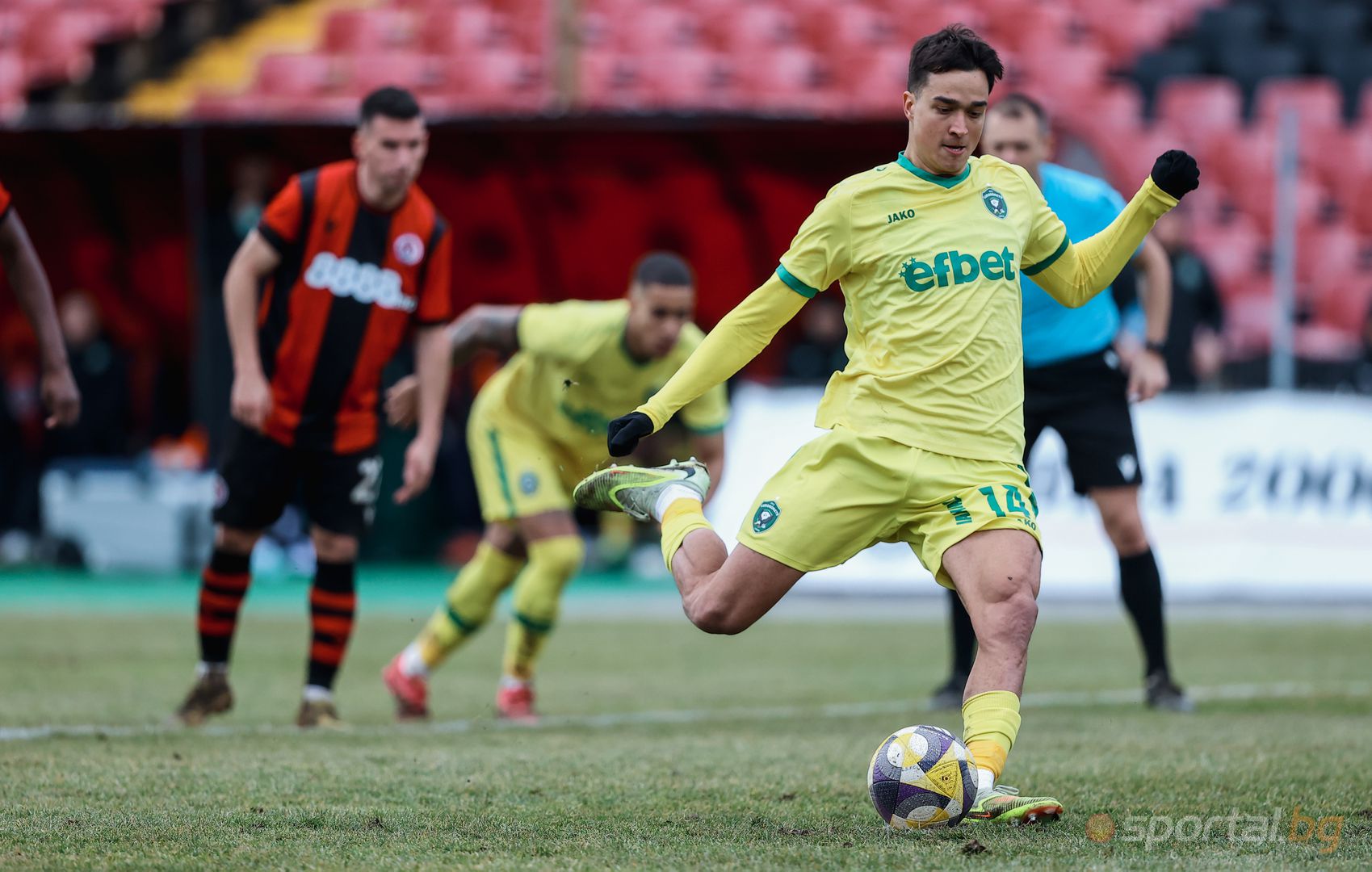 Локомотив (София) 1:3 Лудогорец