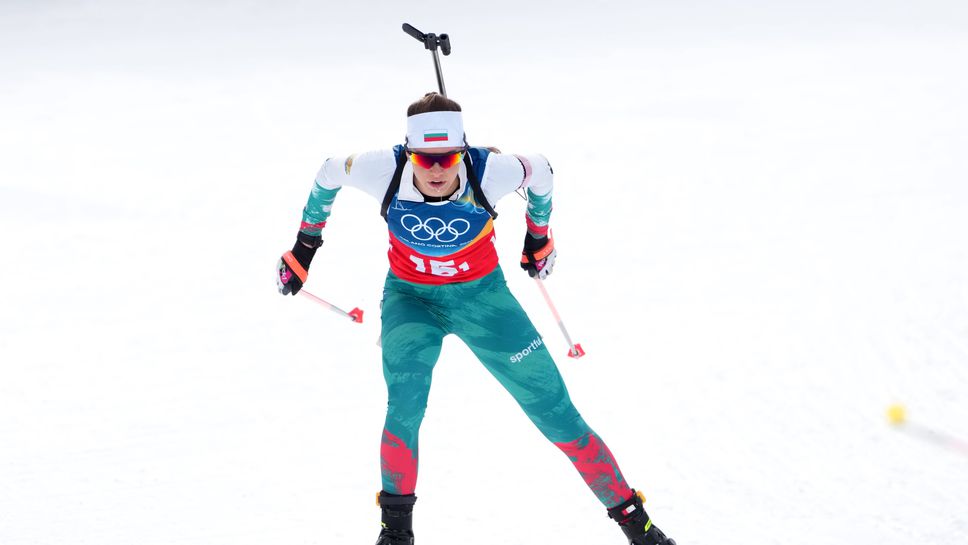 Грешки в стрелбата не дадоха шанс на Лора Христова в масовия старт