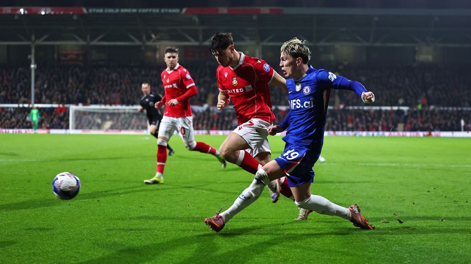 Челси изоставаше на два пъти, но се размина с провал срещу Рексъм