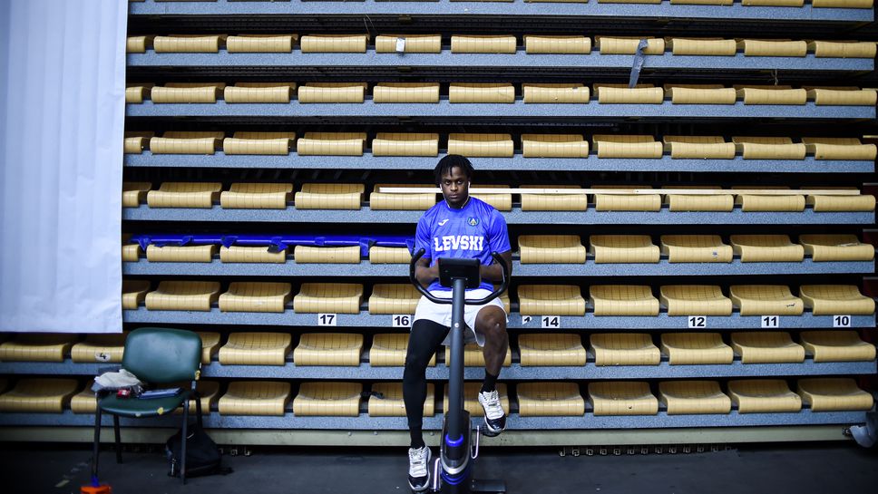 Левски Лукойл - Балкан