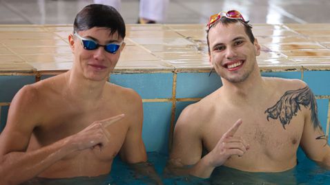 Антъни Иванов даде второ време в сериите на 100 метра свободен стил