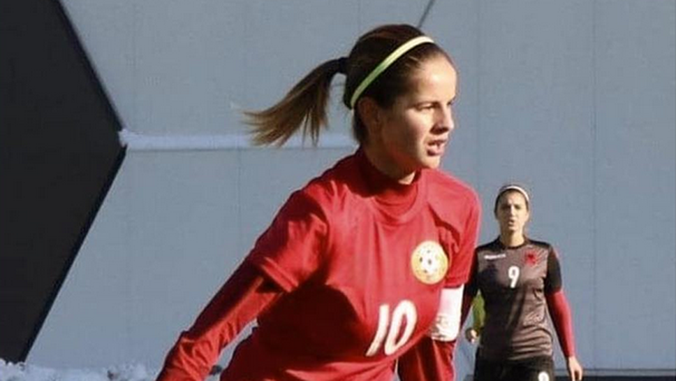 "Перфектният футболист" на Вероника Гоцева