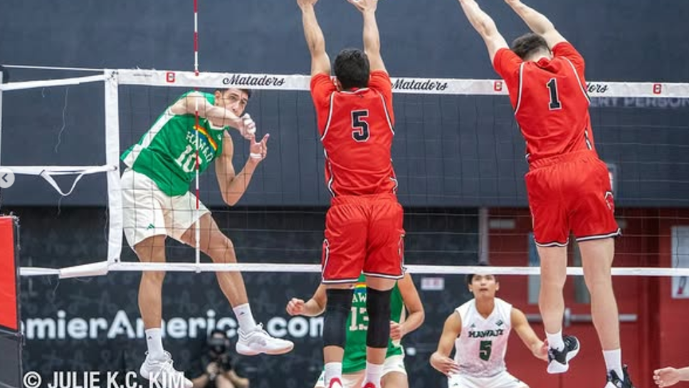 Волейболният ни талант Кристиан Титрийски бе най резултатен за Хавай при