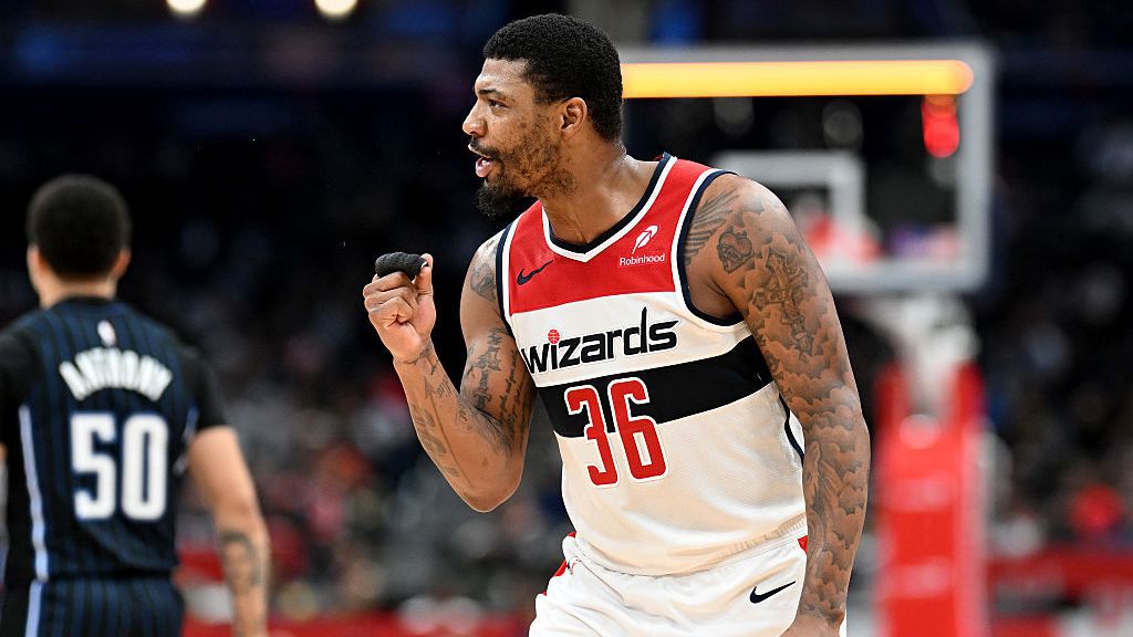 Изгониха фен от мач на Бостън при завръщането на Маркъс Смарт