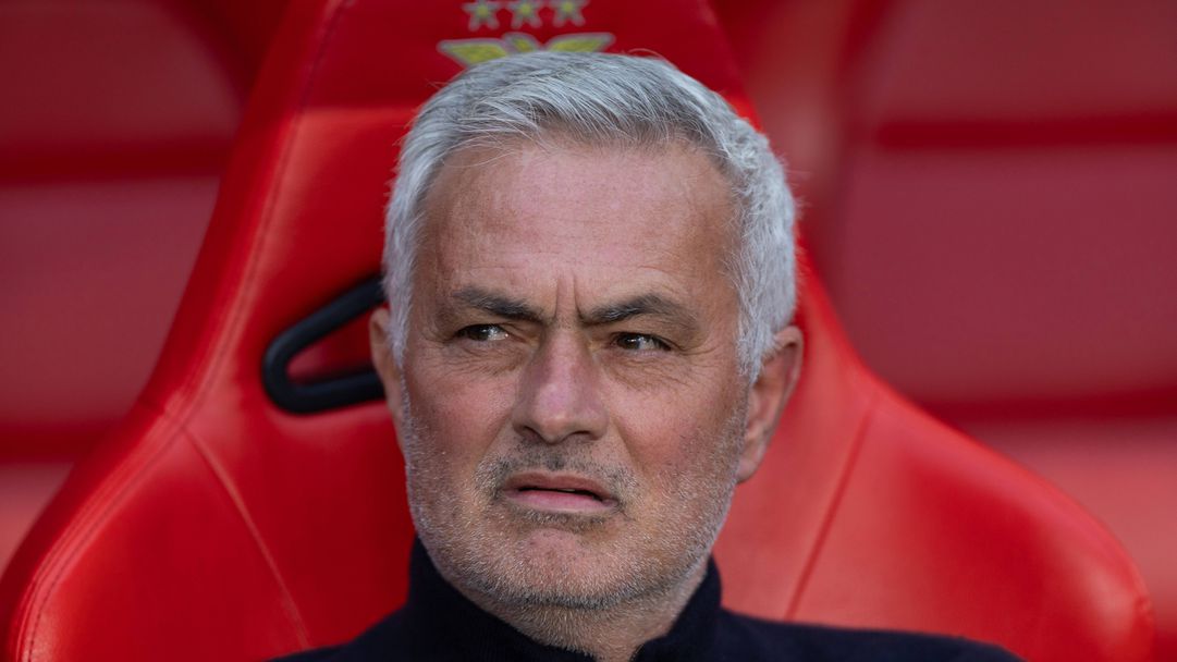 Бесният Моуриньо: В Бенфика има футболисти, които живуркат на гърба на другите