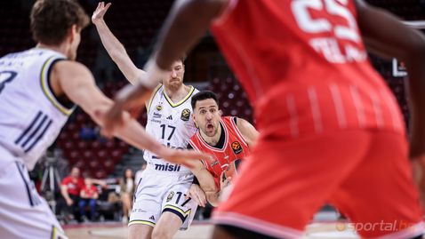 Апоел удържа късния щурм на Фенербахче и спечели срещу шампиона насред София