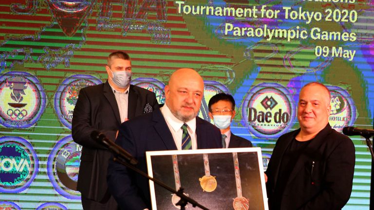 Министър Кралев даде старт на европейската олимпийска квалификация по таекуондо