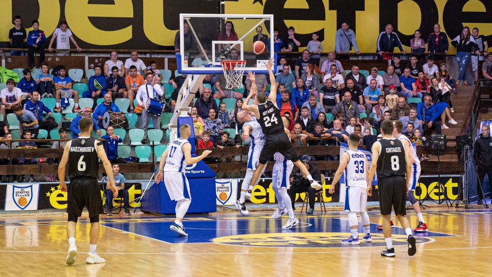 Черноморец срещу Спартак в спор за място на полуфиналите