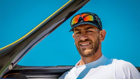 Кристиан Василев в една предварителна серия с олимпийския шампион от Токио 2020