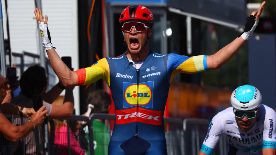 Джонатан Милан взе победата в четвъртия етап от Обиколката на Италия