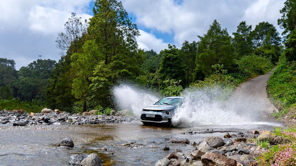 Българите завършиха в топ 10 в еко ралито на Азорите