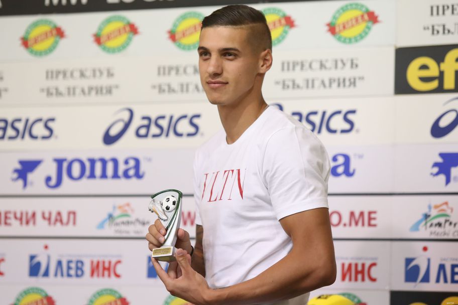 Кирил Десподов бе избран за футболист номер едно на VI кръг