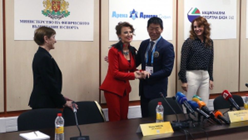 Пресконференция на Илиана Раева, Мария Петрова и Моринари Ватанабе