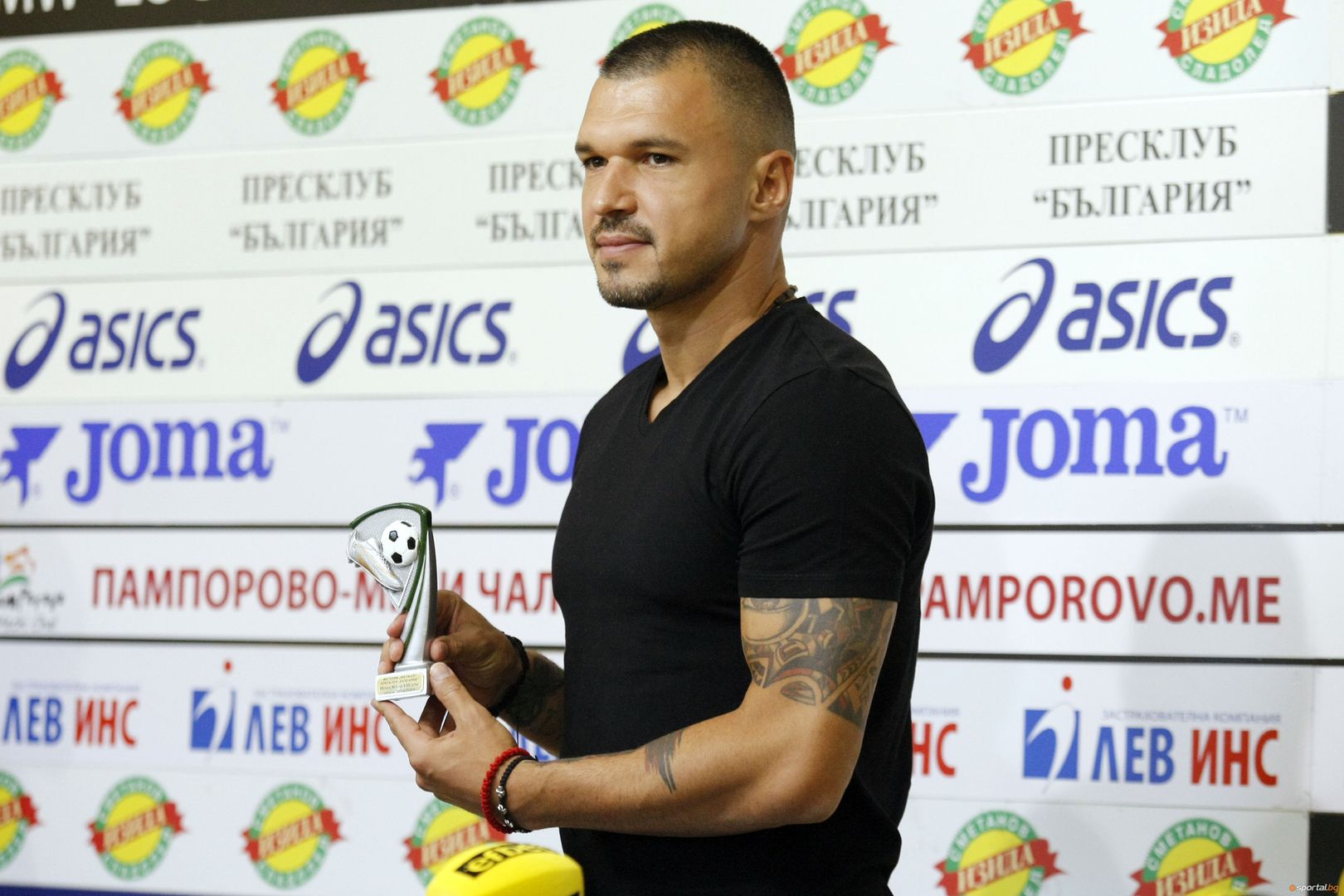 Валери Божинов бе избран за играч номер 1 на 8 кръг