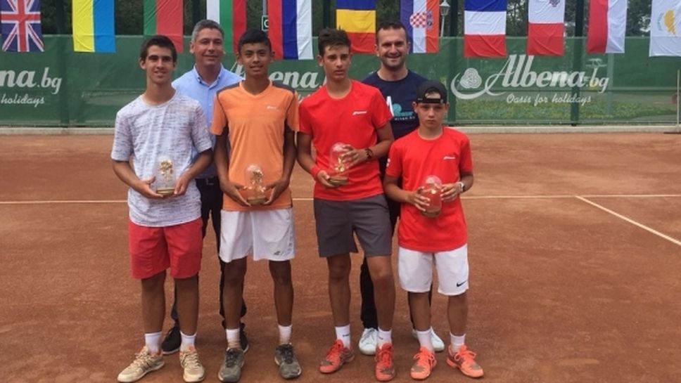 Светлин Керемедчиев и Уилям Жука триумфираха при юношите в двойковия международен турнир „Албена къп“