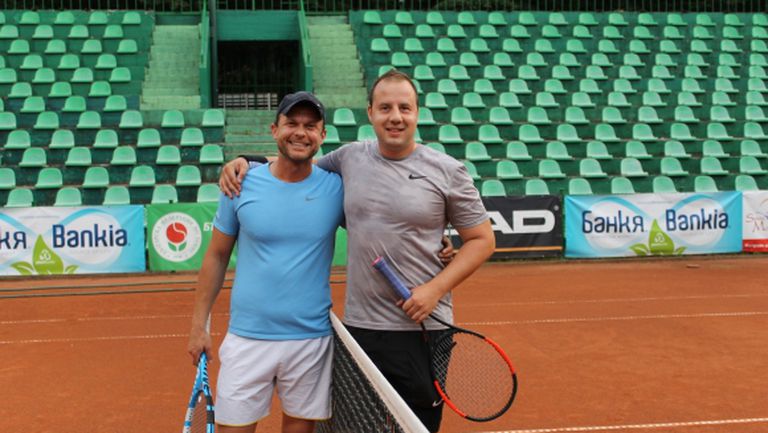 Ненчо Балабанов записа първа победа в Мастърса на Интерактив тенис