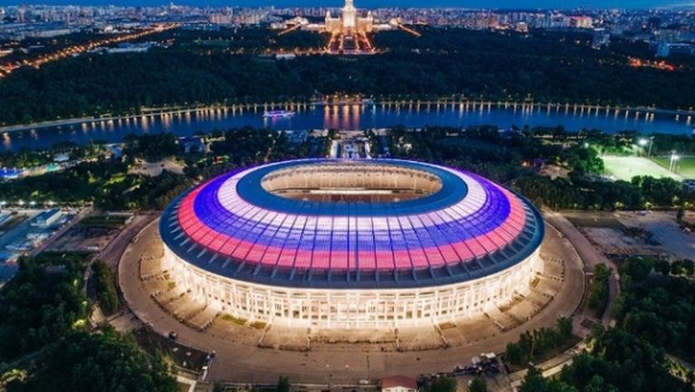 Млади рускини ще гонят топките на мача на откриването