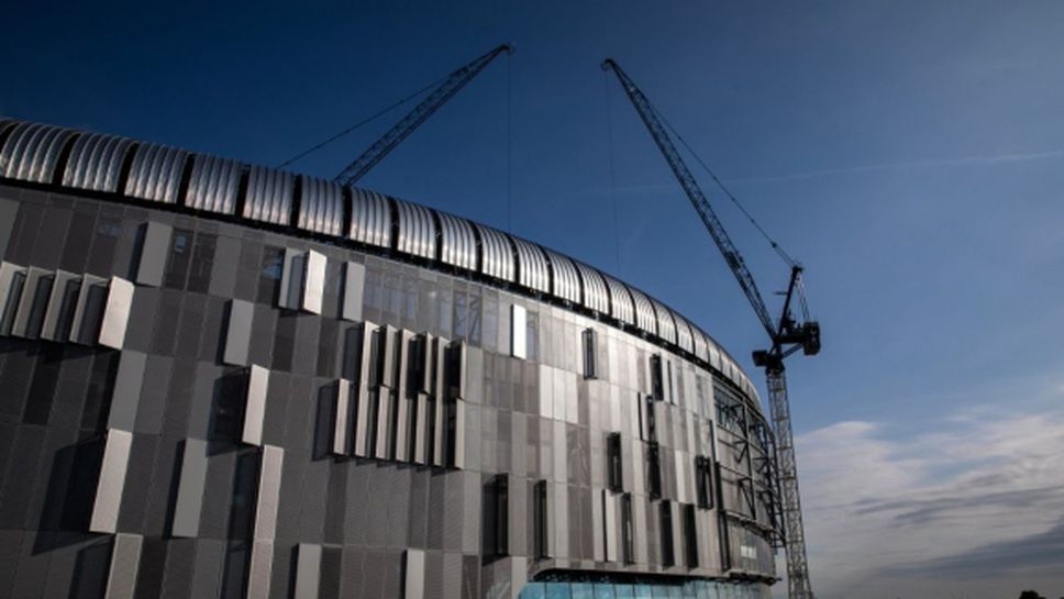 Тотнъм открива новия стадион срещу Ливърпул