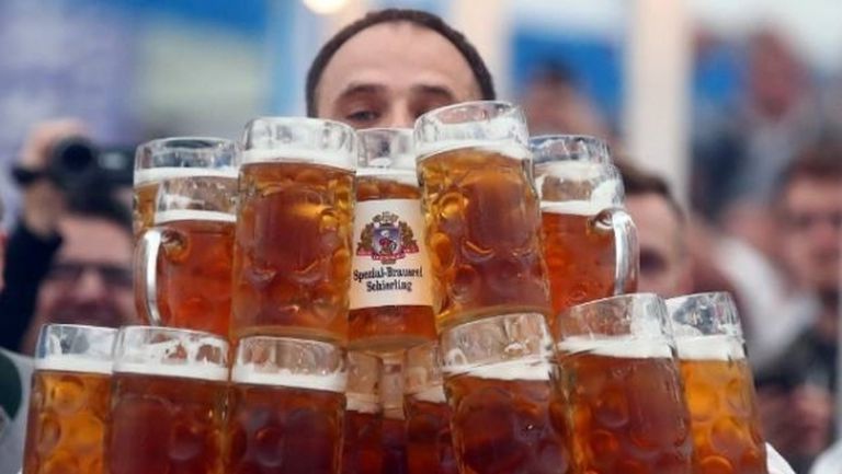 Безплатна бира в Бразилия, ако Аржентина загуби от Исландия
