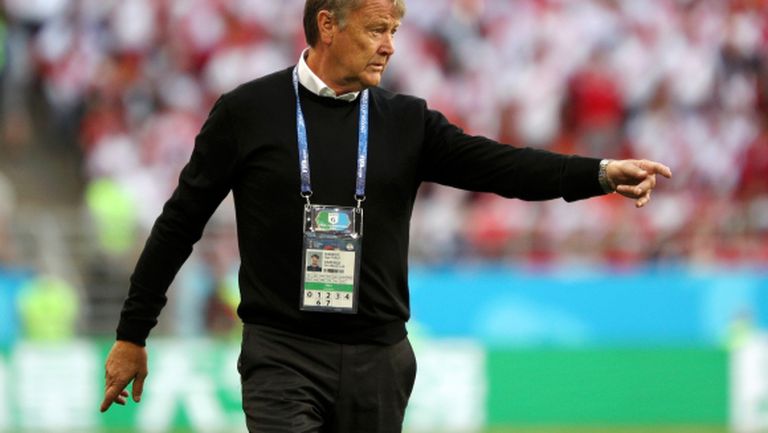 Селекционерът на Дания хвали защитата след успеха над Перу
