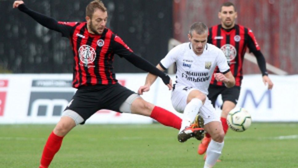 Лoкомотив (София) - Ботев (Гълъбово)