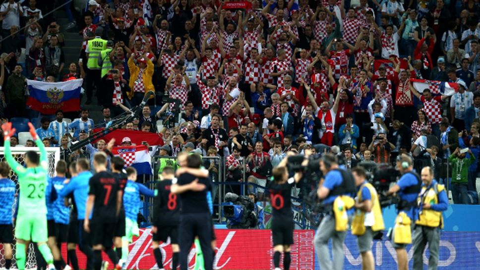Бой! Аржентинци млатиха хърватски фен на стадиона в Русия (видео)
