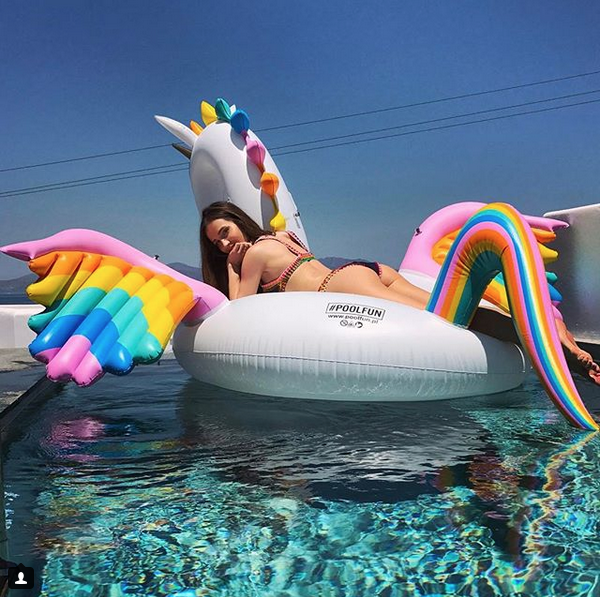 Марина Лушченко - очарователната съпруга на Войчех Шчесни