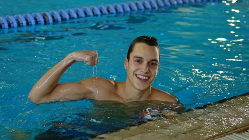 Калоян Левтеров с рекорд на 50 гръб при 15-годишните
