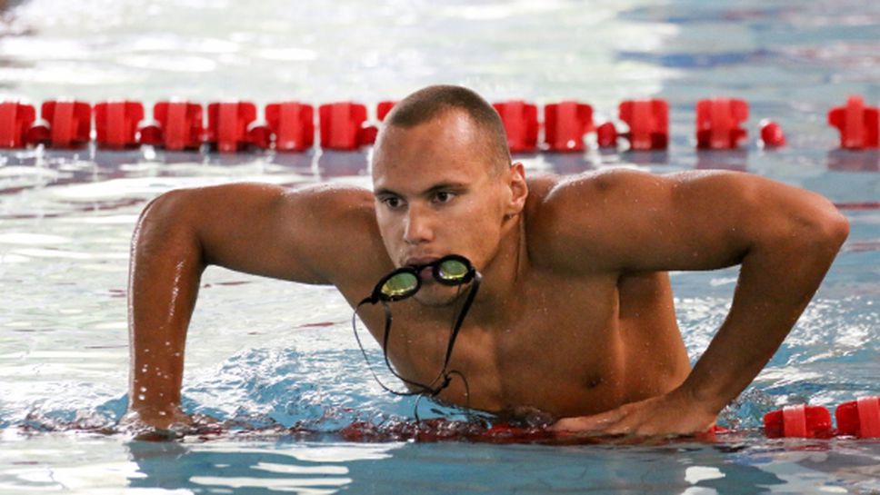Антъни Иванов спечели на 50 метра бътерфлай