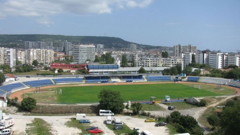 Триумф за Спартак (Варна): върна си стадиона