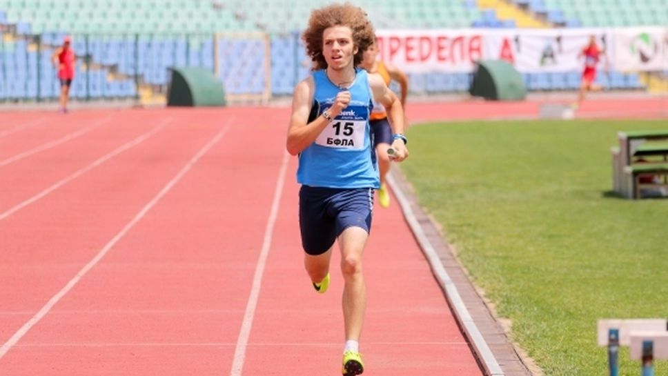 Веселин Живков стигна полуфинал на 200 м на Европейското в Дьор