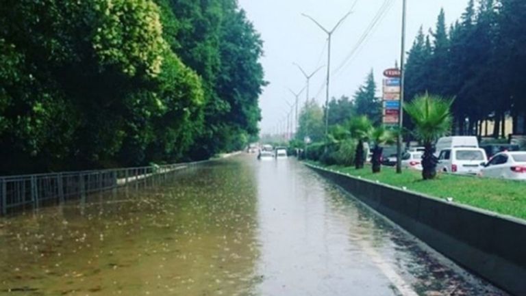 Потоп в Сочи, в Русия се уплашиха за мача с Хърватия