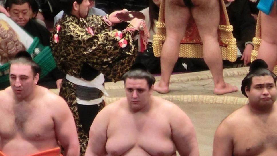 Даниел Иванов с първа победа на турнира по сумо в Нагоя