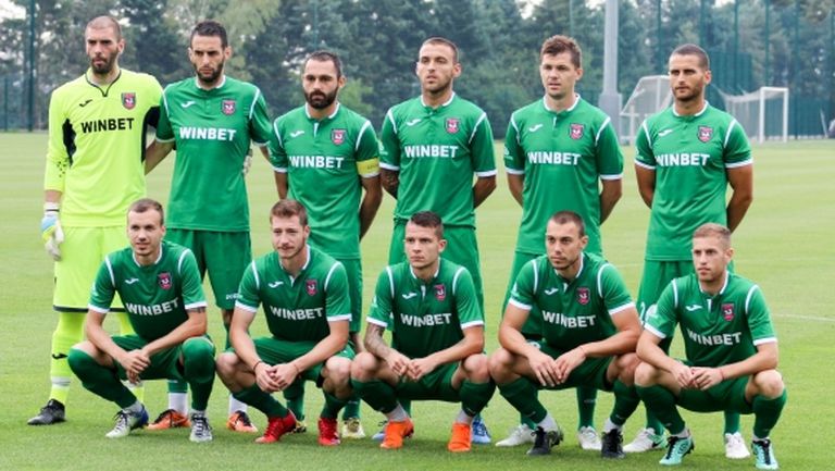Ботев (Враца) представи 23-ма футболисти за завръщането си в Първа лига