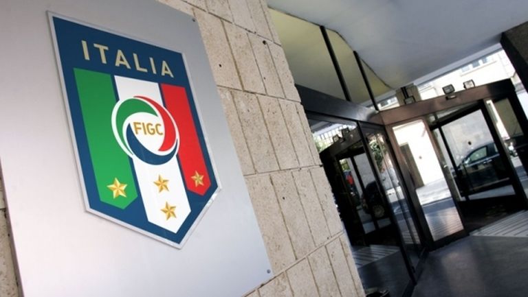 Нов скандал в Италия: Два клуба пред изваждане от Серия "А"