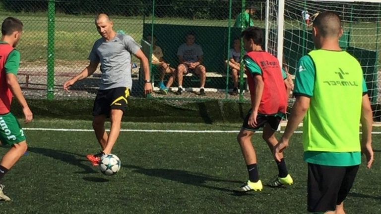 Мартин Петров тренира с юношите на Ботев (Враца)