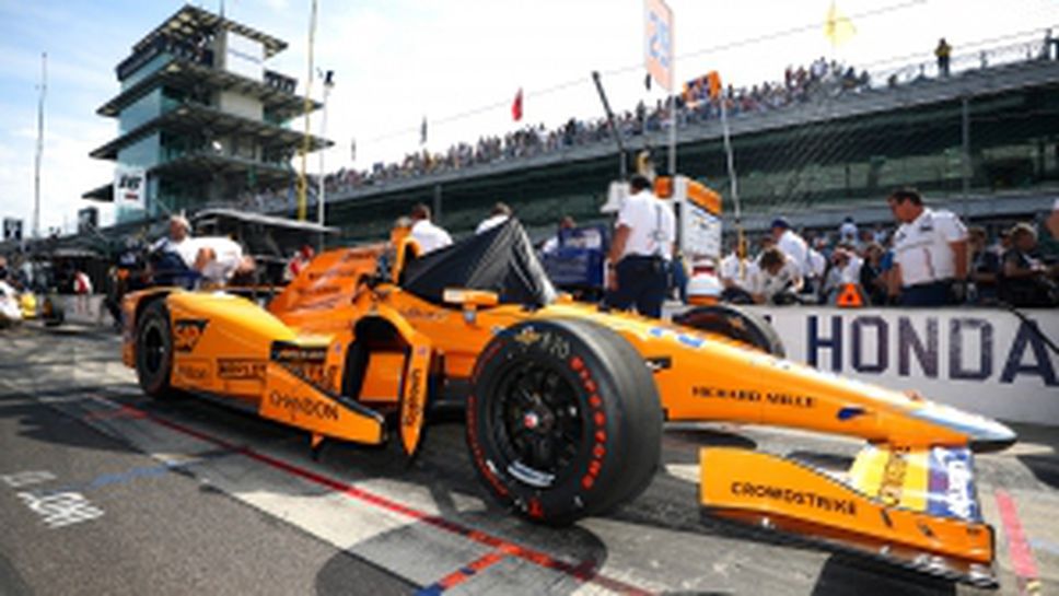 Фернандо Алонсо на Инди 500