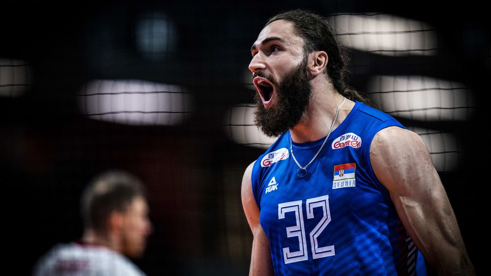 Тарзан ще играе във Фенербахче