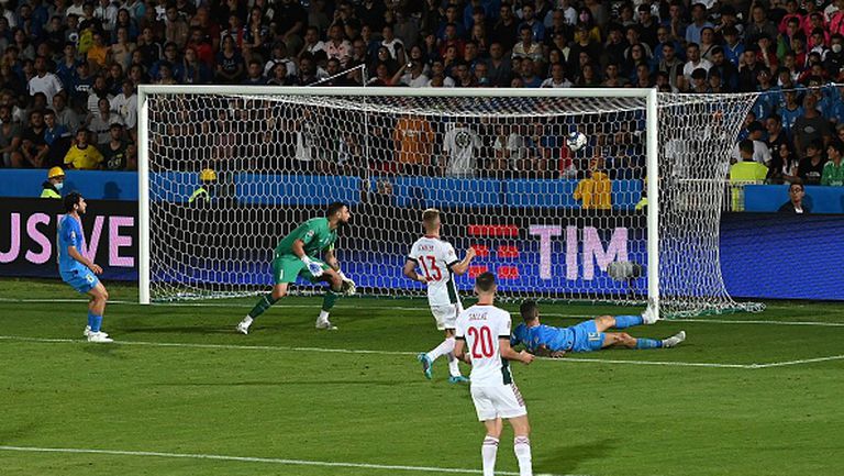 Италия показа добра игра и се справи с Унгария