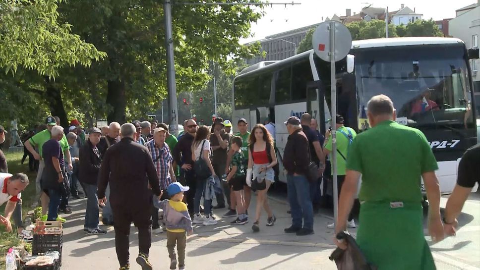 Феновете на Лудогорец пристигат във Варна