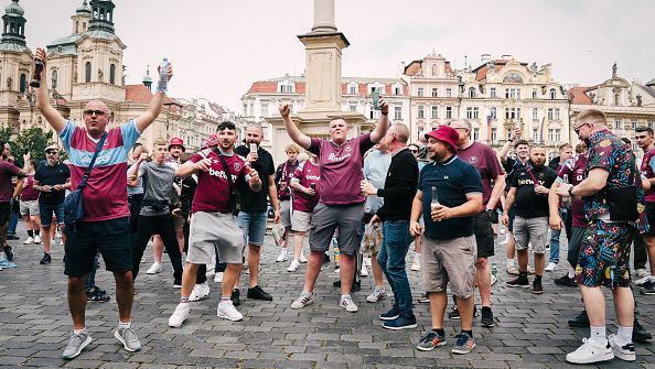 Сериозни сблъсъци в Прага преди финала за Лигата на конференциите