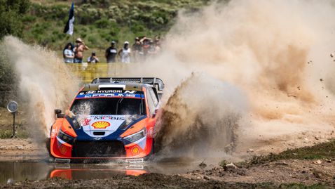  Танак преследва Ожие за успеха в рали „ Сардиния “ 