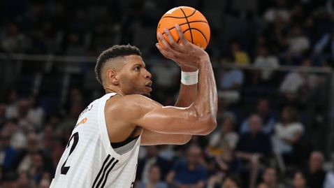 Реал Мадрид е на полуфинал, Барселона с грешна стъпка