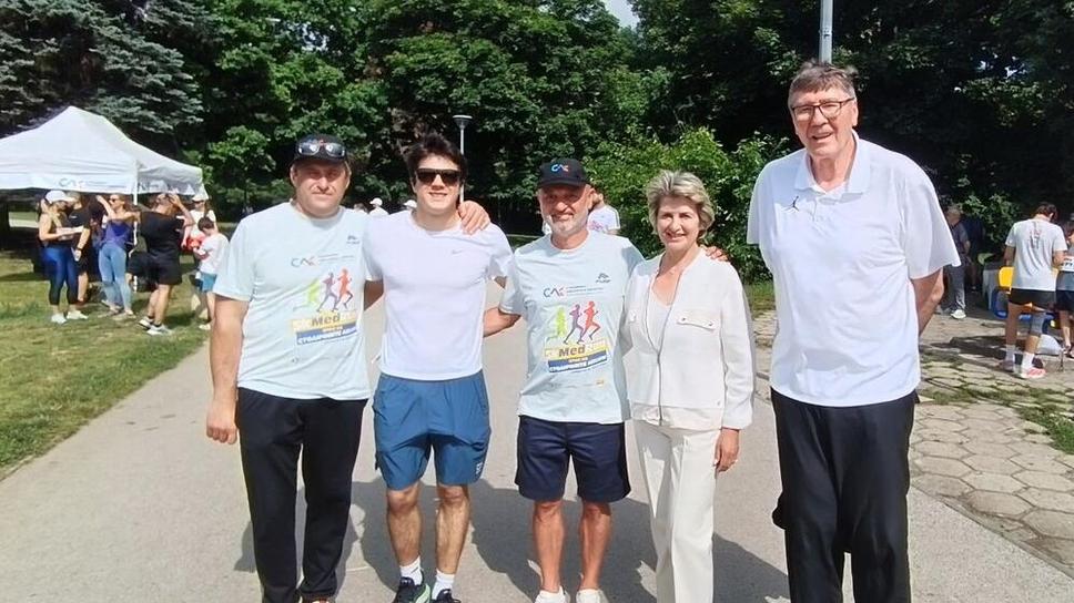 Весела Лечева и Тервел Замфиров бяха част от 5-километровия крос 5kMedRun в София