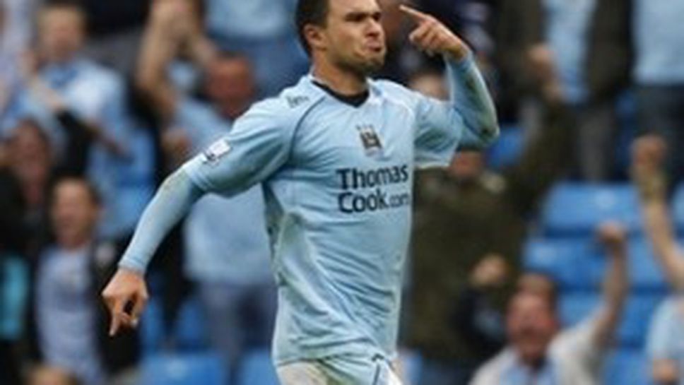 Валери Божинов вкара на Манчестър Юнайтед