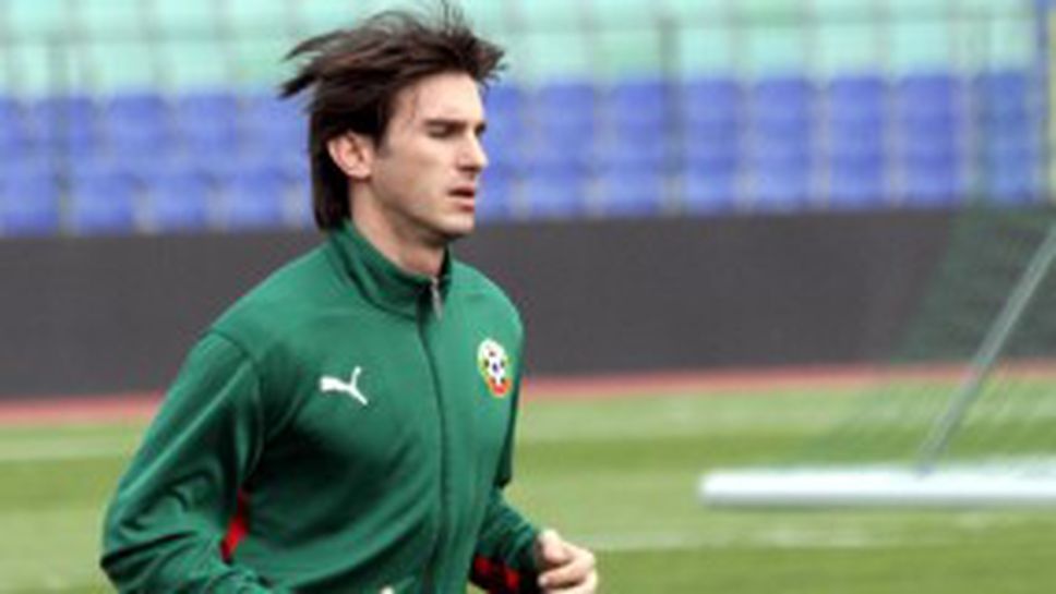 Велизар само тича