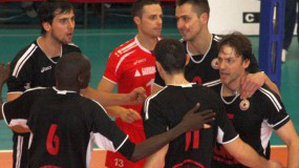 ЦСКА разпъна Левски-Сиконко с 3:0 на Разпети петък