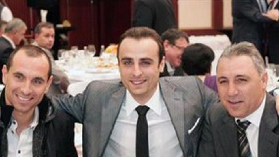 Стоичков към Бербатов: Митко, бий им шута!