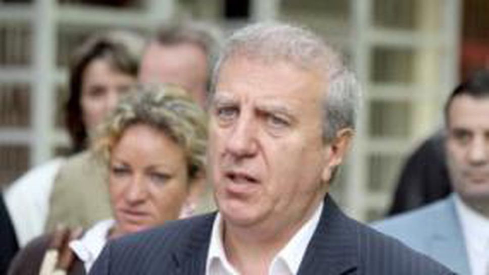 Дадоха срок на Томов до 18 юли да се е измел от "Армията"