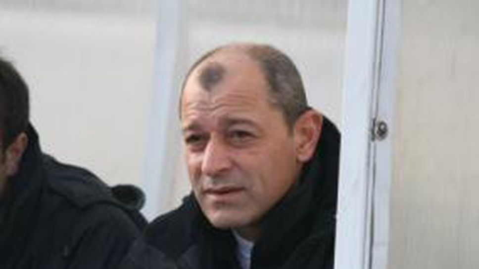 Кузмановски засипа с похвали младия вратар Марио Кирев